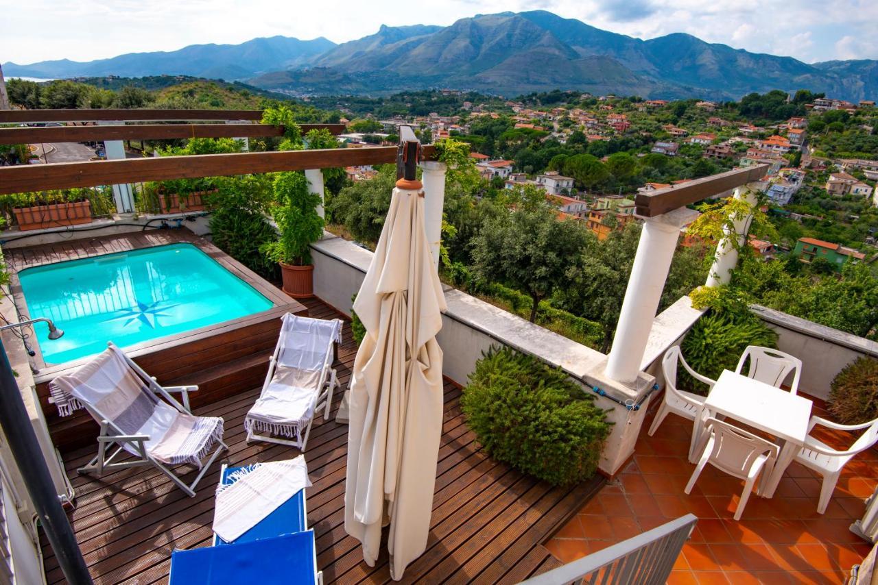Bed and Breakfast Torre Caetana Minturno Exterior foto