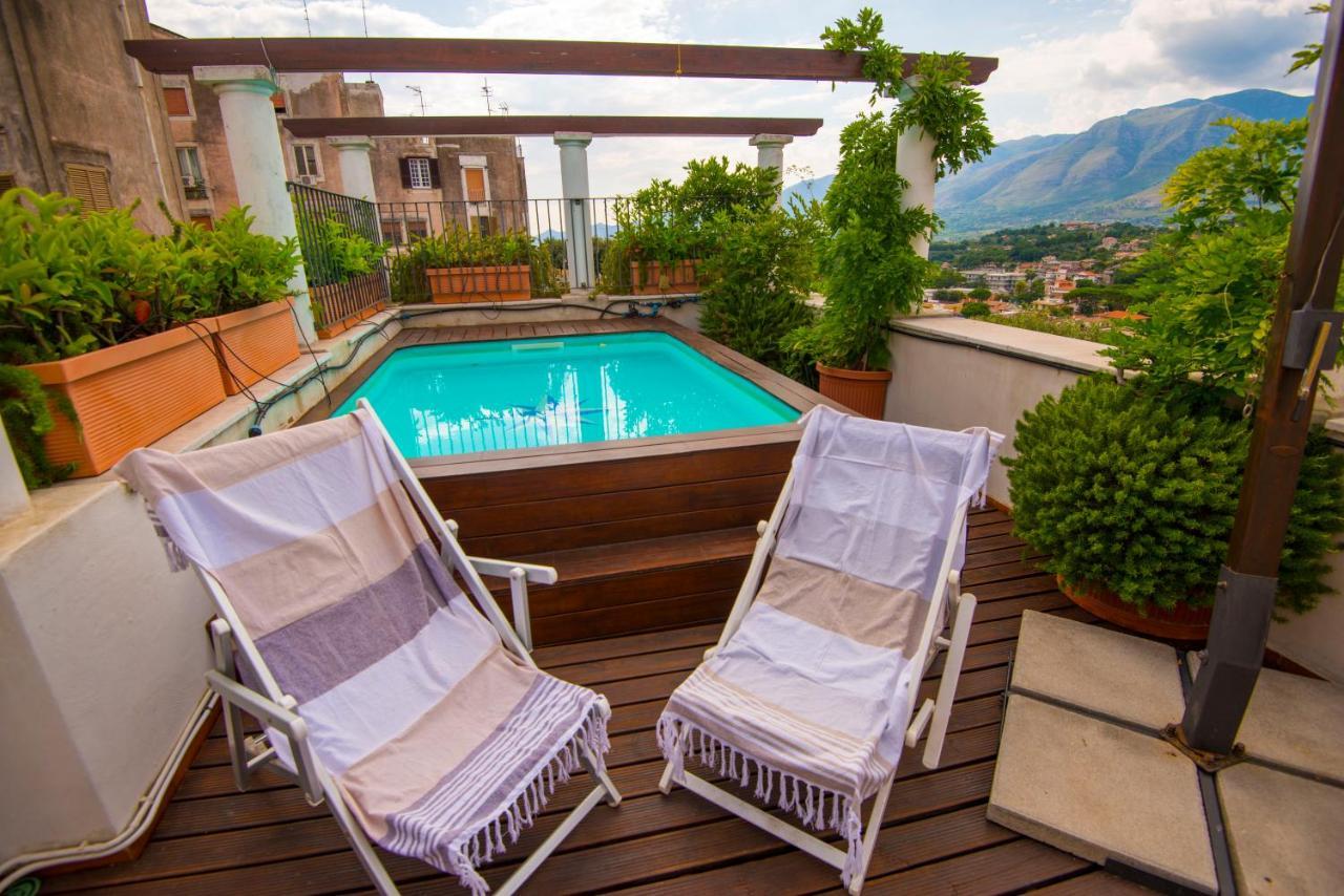 Bed and Breakfast Torre Caetana Minturno Exterior foto